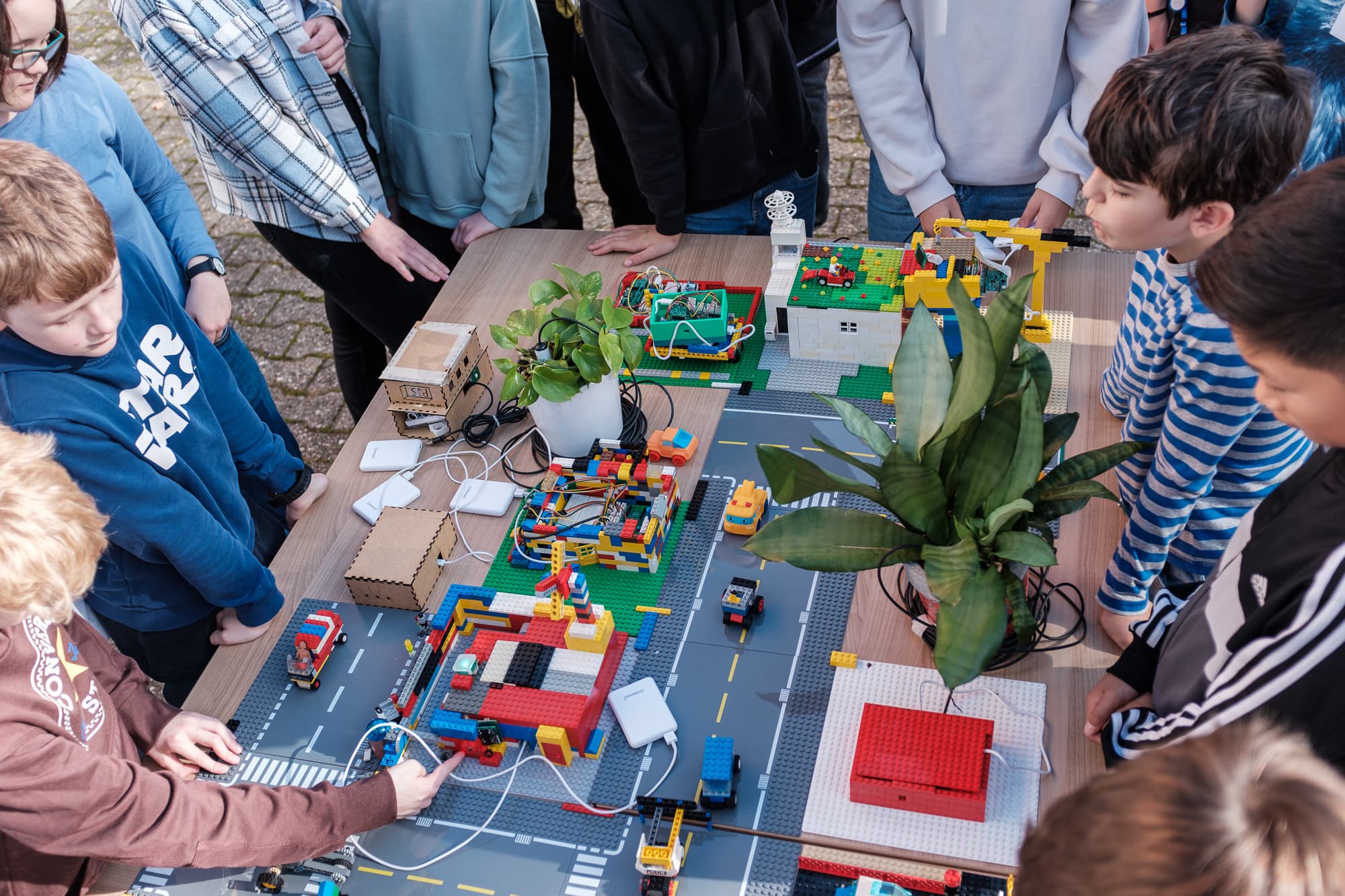 Smarte Lego Stadt mit senseBox Sensoren