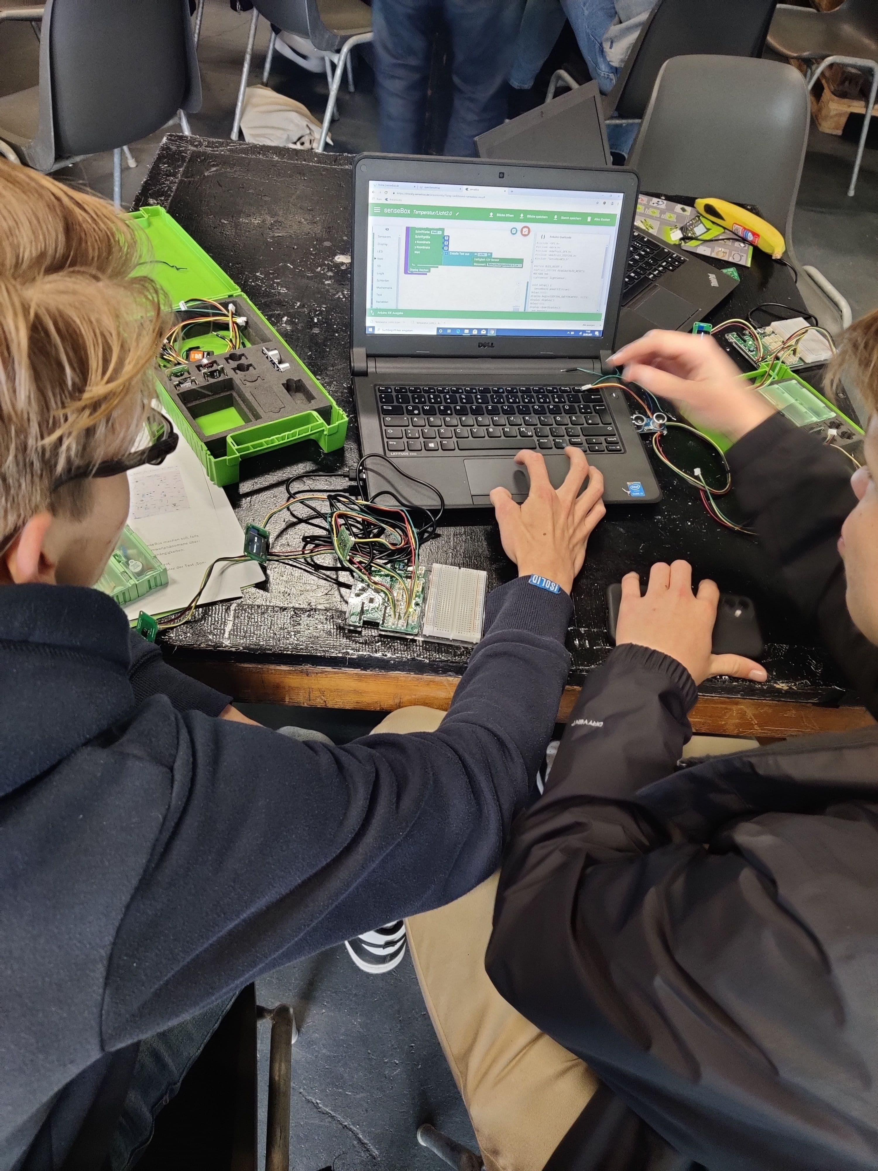 Coding und Making mit der senseBox